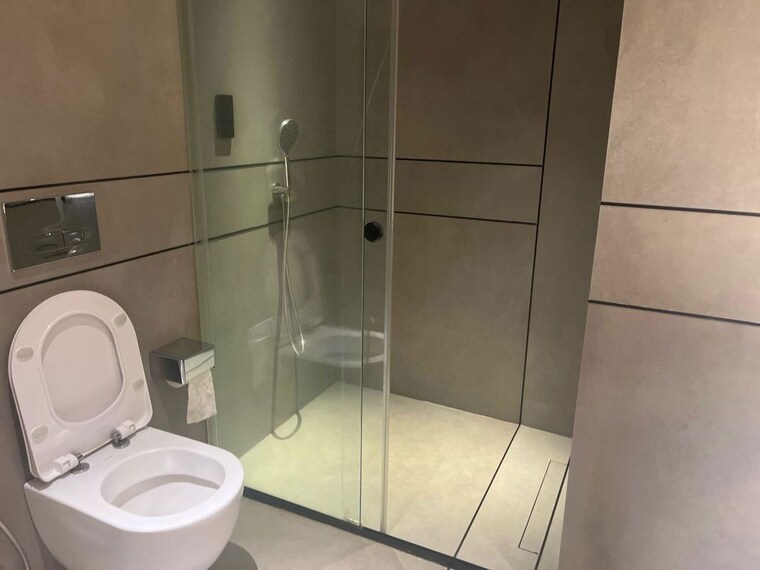 Bathroom, lodha-world-view 3 Bedroom 1710 Sq.Ft. Apartment In Worli Mumbai 10222040