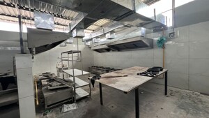 Staircase in  Shop at Mokila – for Rent