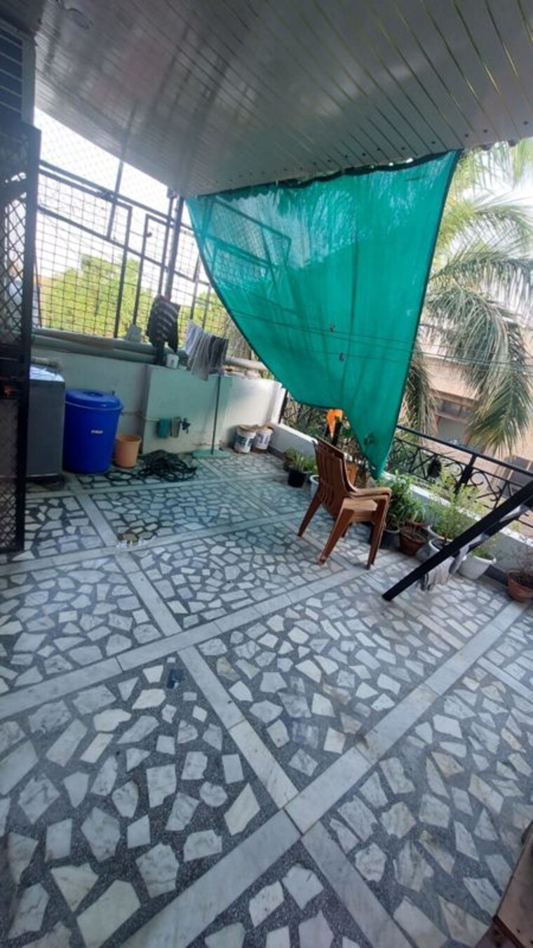 Balcony, greater kailash i 2 Bedroom 1500 Sq.Ft. Builder Floor In Greater Kailash I Delhi 10222056
