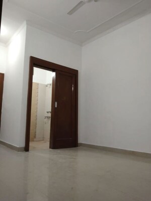 Room in 3 BHK Builder Floor at Greater Kailash I – for Rent