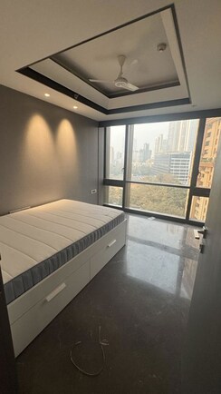 3 BHK + Pooja Room Apartment For Rent in Lodha The Park