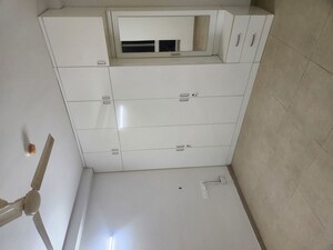 Furnished Amenities in 4 BHK Penthouse at Bhartiya Nikoo Homes Phase 2, Thanisandra Main Road – for Rent