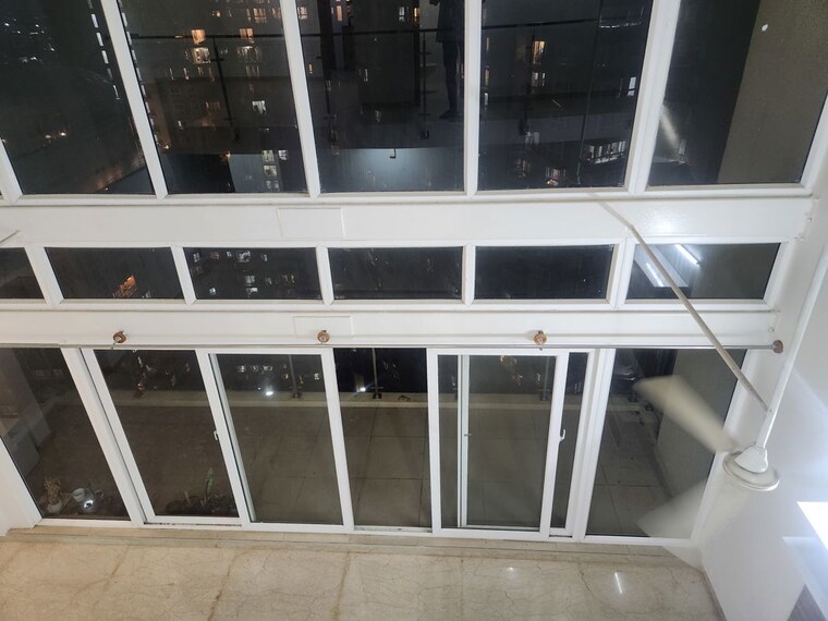 Balcony, bhartiya-nikoo-homes-phase-2 4 Bedroom 3250 Sq.Ft. Penthouse In Thanisandra Main Road Bangalore 10222063