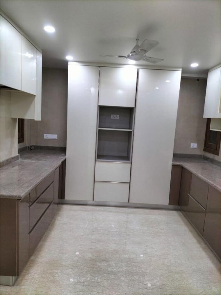 Kitchen, greater kailash ii 3 Bedroom 2000 Sq.Ft. Builder Floor In Greater Kailash ii Delhi 10222068