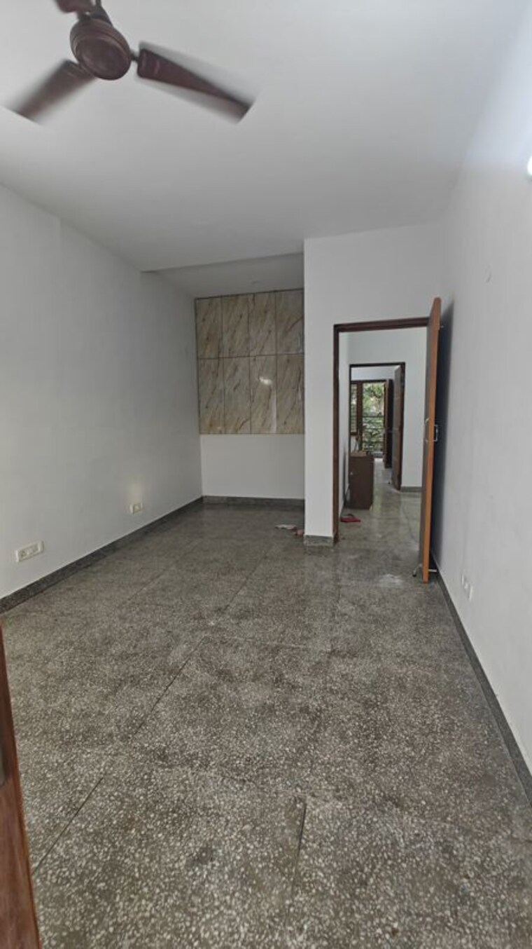 Room, kalkaji 3 Bedroom 1800 Sq.Ft. Builder Floor In Kalkaji Delhi 10222066