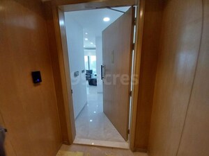 Room in 3 BHK Apartment at Lodha World View, Worli – for Rent