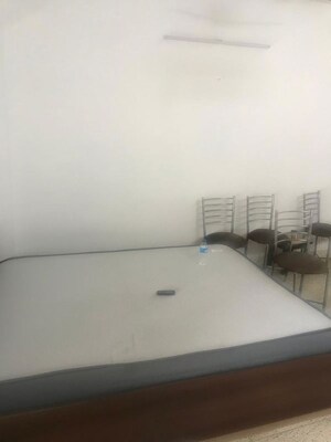 Room in 2 BHK Builder Floor at Lajpat Nagar I – for Rent