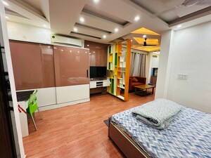 Studio Builder Floor For Rent in Orchid Island, Sector 51