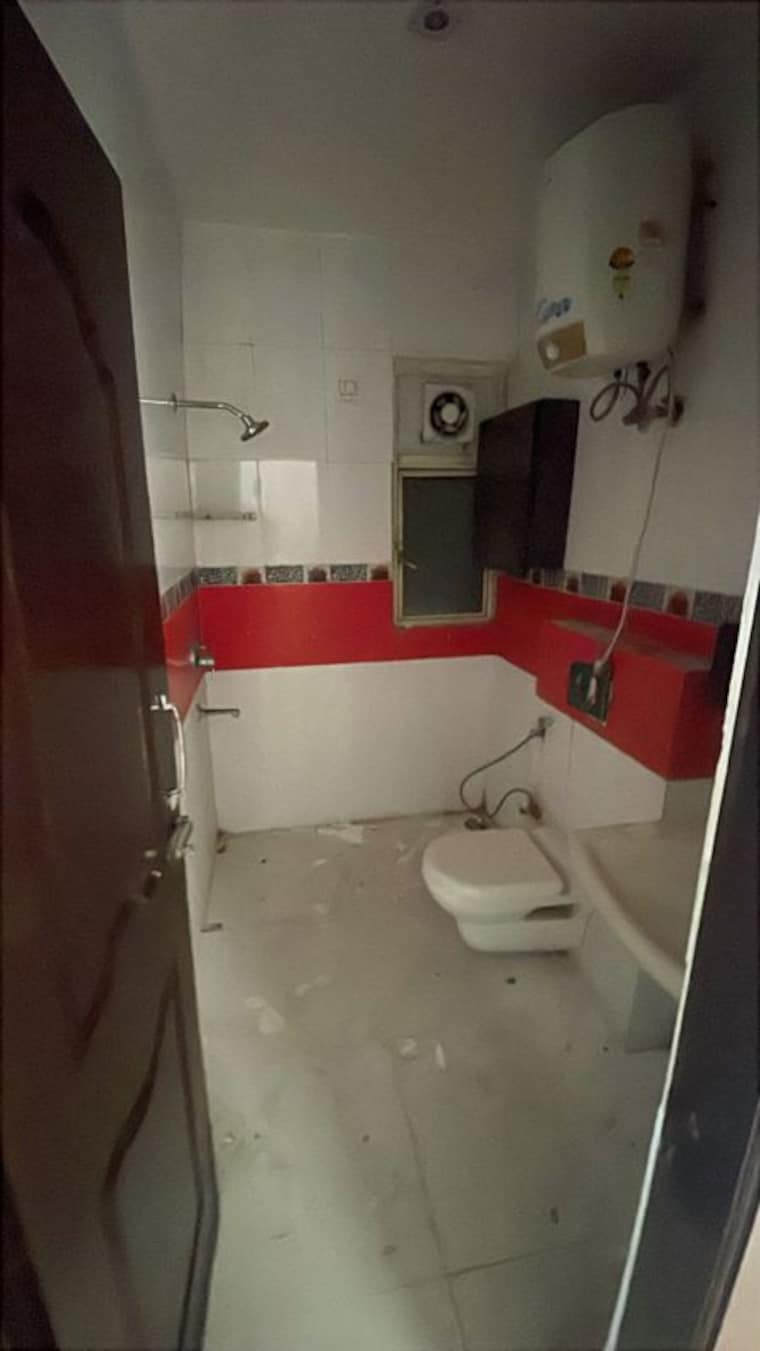 Bathroom, hawelia-valencia-homes 2 Bedroom 935 Sq.Ft. Apartment In Sector 1 Greater Noida Greater Noida 10222073
