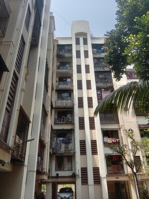 1 BHK Apartment For Rent in Hastagiri CHS Kandivali East, Kandivali East
