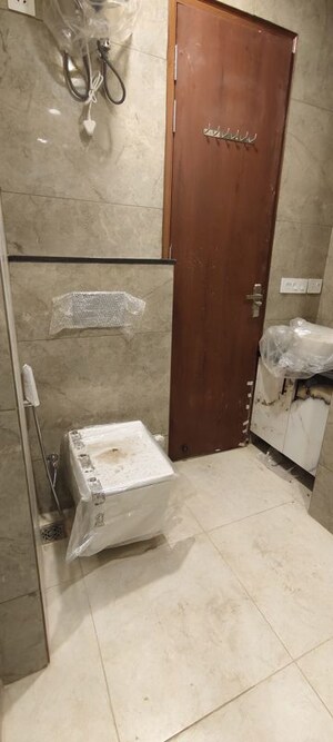 Bathroom in 3 BHK Builder Floor at Sushant Lok 3, Sector 57 – for Rent