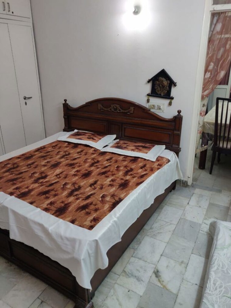 Bedroom, vasant vihar 4 Bedroom 400 Sq.Yd. Apartment In Vasant Vihar Delhi 10222107