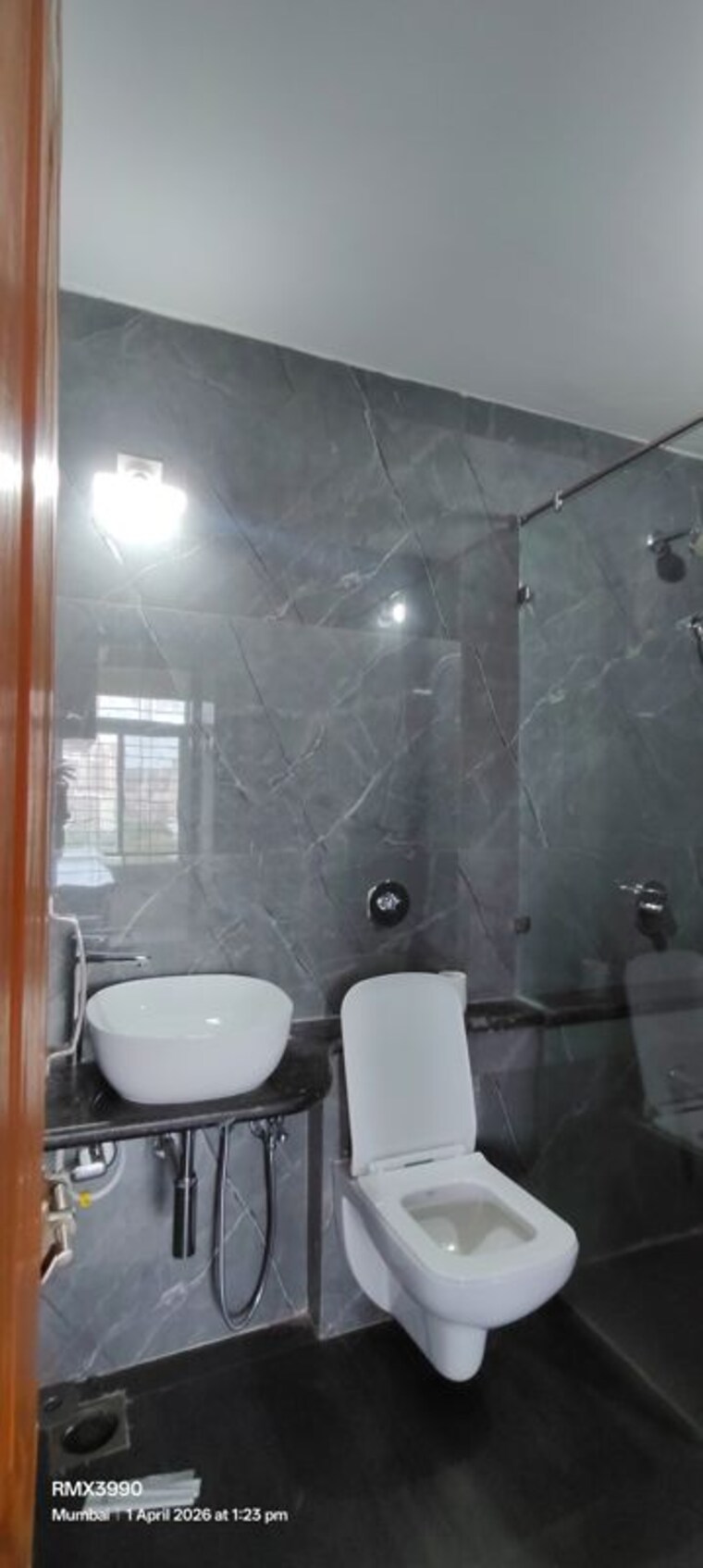 Bathroom, powai 2 Bedroom 900 Sq.Ft. Apartment In Powai Mumbai 10222118