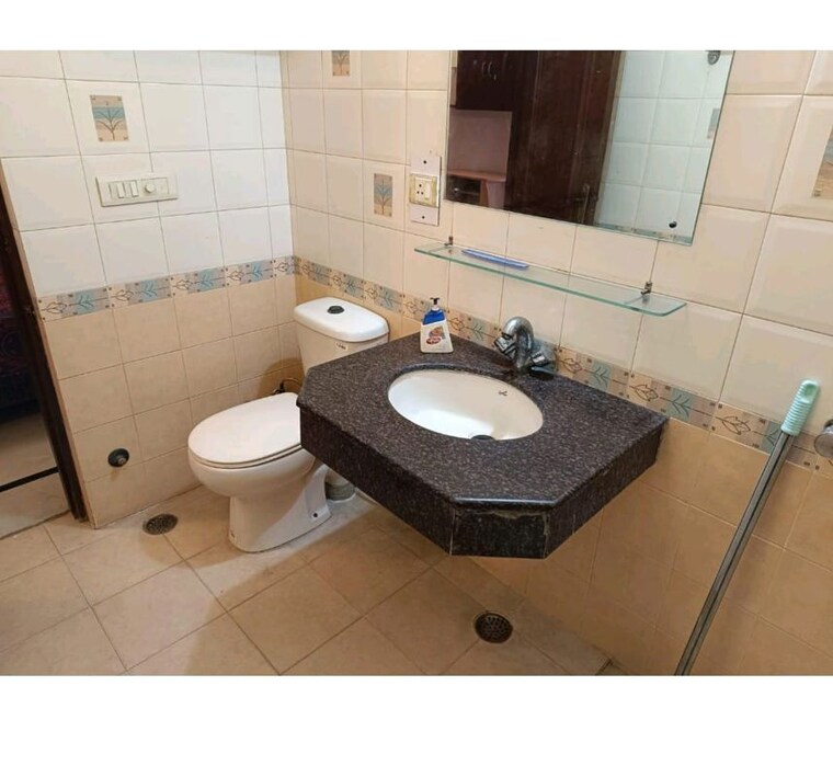 Master Bedroom, sector 55 2 Bedroom 1375 Sq.Ft. Independent House In Sector 55 Noida 10222128