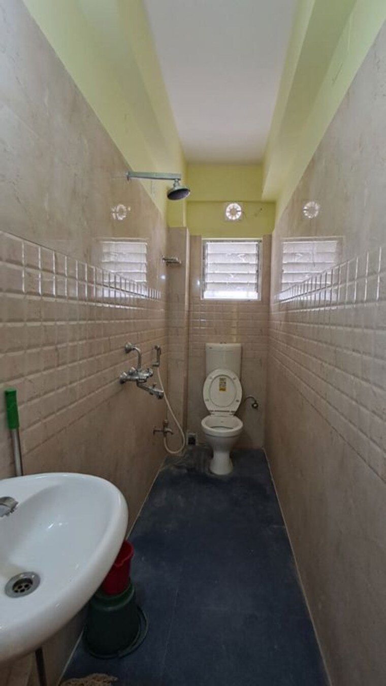 Bathroom, new-town-tower 3 Bedroom 1450 Sq.Ft. Apartment In New Town Action Area 1 Kolkata 10222137