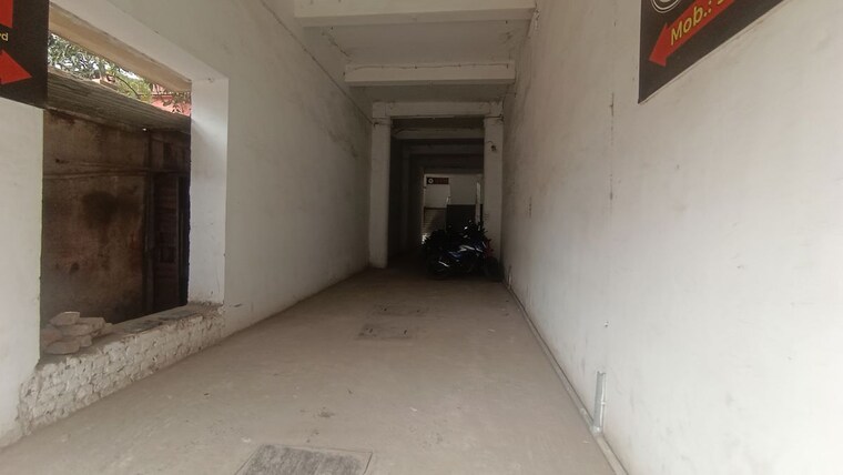 Cover Image, boring road Commercial Shop 400 Sq.Ft. In Boring Road Patna 10222135
