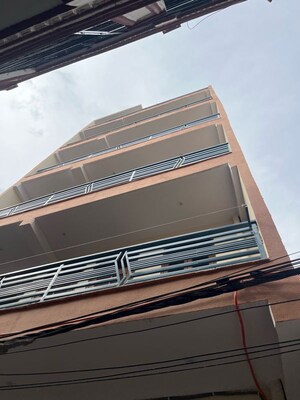 1.5 BHK Independent House – Exterior View View at Arjan Garh - for Rent