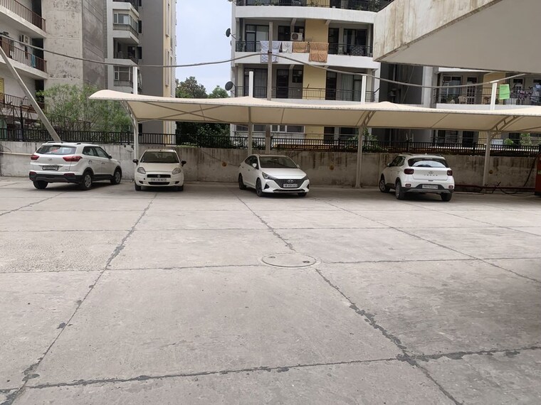  Parking, metro-trade-center 3 Bedroom 2145 Sq.Ft. Apartment In Vip Road Zirakpur 10220849