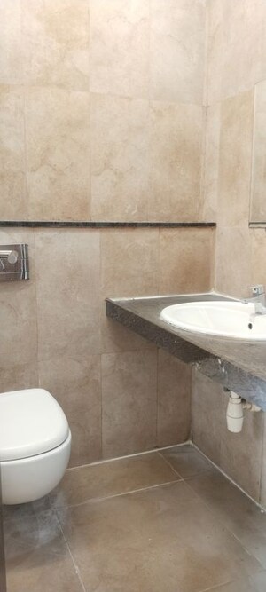 Attached Bathroom in 2.5 BHK Apartment at Runwal Greens, Mulund West – for Rent