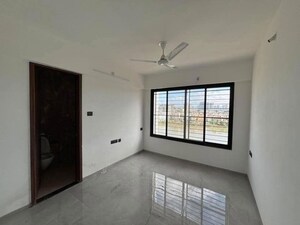 Room in 2 BHK Apartment at Unique Youtopia, Kharadi – for Rent