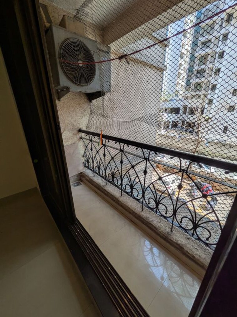 Balcony, nisarg-hyde-park 1 Bedroom 460 Sq.Ft. Apartment In Kharghar Navi Mumbai 10222312