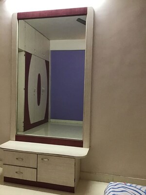 Room in 2 BHK Apartment at Laxmi Vrindavan, Pimple Saudagar – for Rent