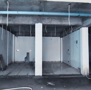 Kitchen in  Shop at Modipuram – for Sale