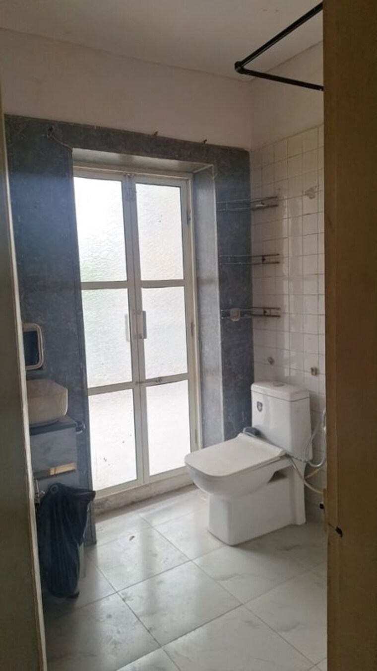 Bathroom, ip extension 2 Bedroom 1050 Sq.Ft. Apartment In Ip Extension Delhi 10222373