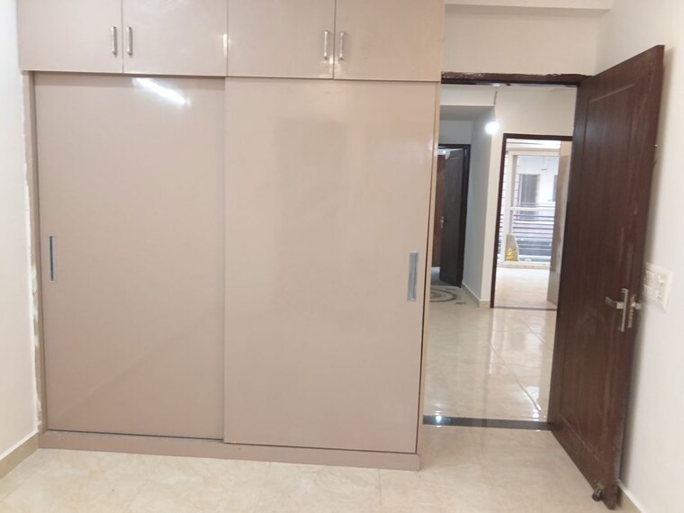 Room, dhakoli 3 Bedroom 128 Sq.Yd. Builder Floor In Dhakoli Zirakpur 10222418