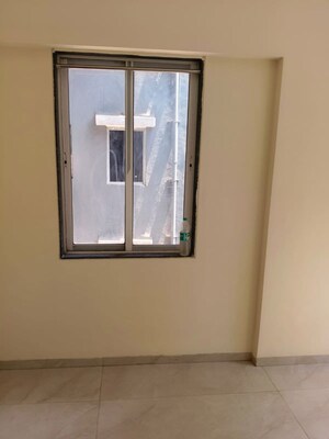 Room in 3 BHK Apartment at Chembur – for Rent