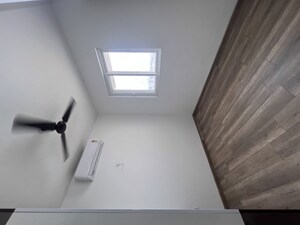 Room in 2.5 BHK Apartment at The Center Court Prime, Sector 88a – for Rent