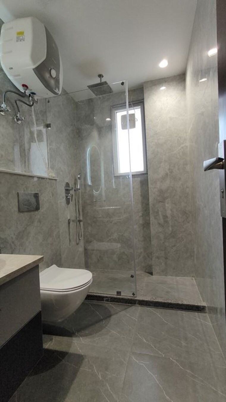 Bathroom, rwa-residential-society-sector-46 4 Bedroom 3200 Sq.Ft. Builder Floor In Sector 46 Gurgaon 10222376