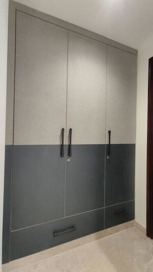 Furnished Amenities in 4 BHK Builder Floor at RWA Residential Society Sector 46, Sector 46 – for Sale