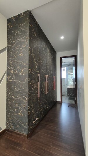 Building Lobby in 4 BHK Builder Floor at RWA Residential Society Sector 46, Sector 46 – for Sale