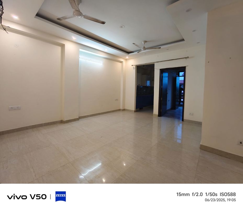 2 BHK Apartment For Rent in Chattarpur