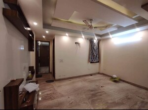 Room in 2 BHK Builder Floor at Malviya Nagar – for Rent