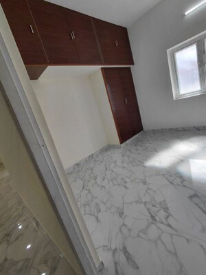 Room in 2 BHK Apartment at Kallikuppam – for Sale