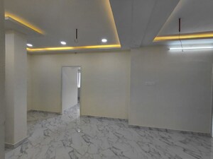 Room in 2 BHK Apartment at Kallikuppam – for Sale