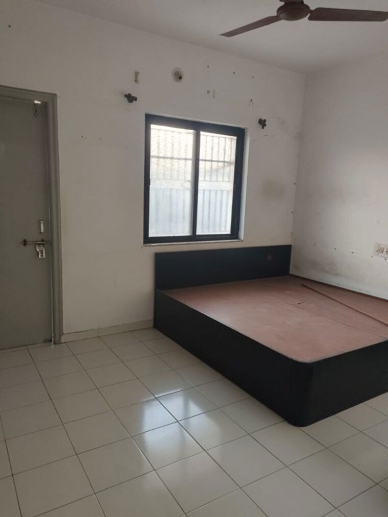Room, tadwadi 2 Bedroom 1200 Sq.Ft. Apartment In Tadwadi Surat 10222445