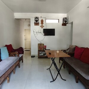 Team Area in 2 BHK Apartment at Pimpri Gaon – for Sale