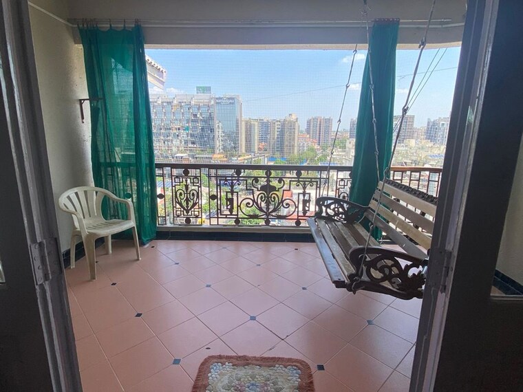 Balcony, satellite 3 Bedroom 2300 Sq.Ft. Penthouse In Satellite Ahmedabad 10201404