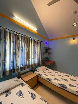 Bedroom in 3 BHK Penthouse at Satellite – for Rent