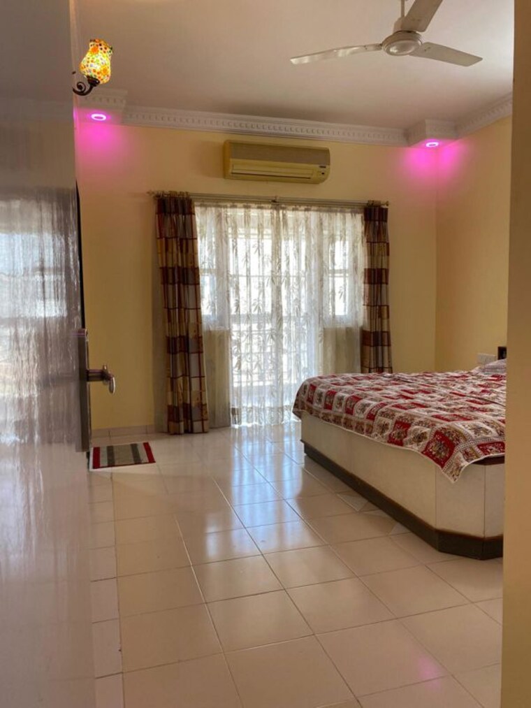 Bedroom, satellite 3 Bedroom 2300 Sq.Ft. Penthouse In Satellite Ahmedabad 10201404