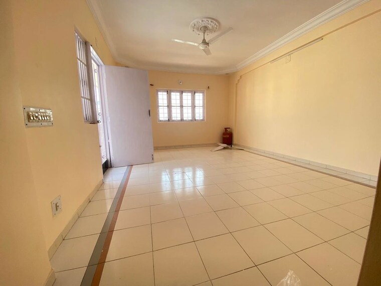 undefined, satellite 3 Bedroom 2300 Sq.Ft. Penthouse In Satellite Ahmedabad 10201404