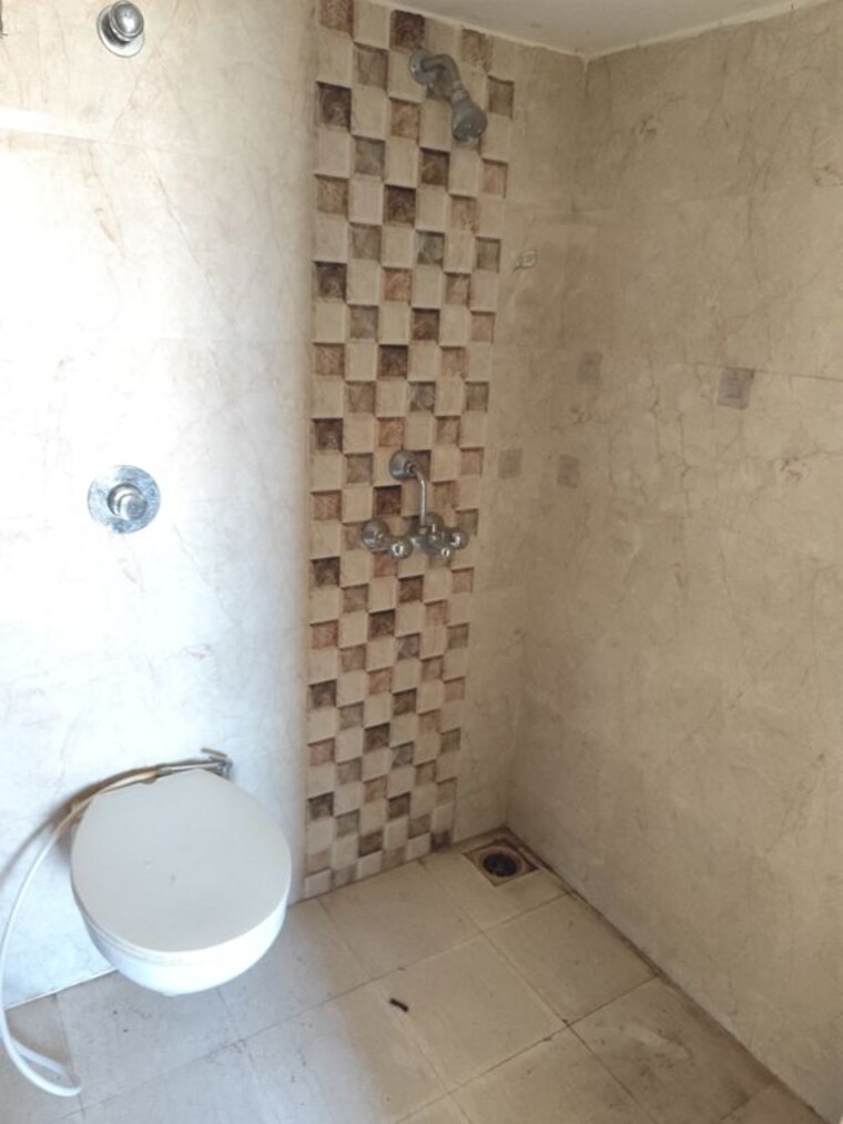 Bathroom, sagar-residency-thane 2 Bedroom 500 Sq.Ft. Apartment In Kasarvadavali Thane 10220619