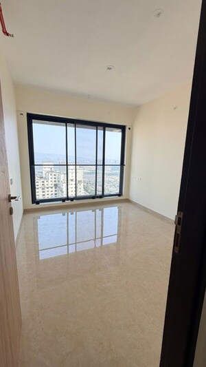 Room in 2 BHK Apartment at Dosti Eastern Bay, Wadala – for Rent