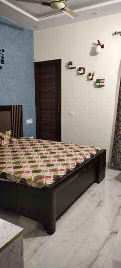 1 BHK + Servant Room Independent House For Rent in Kharar