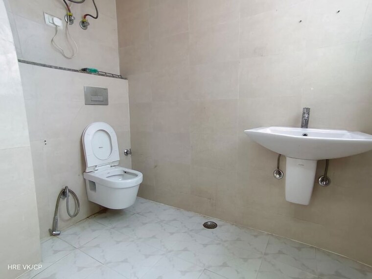 Bathroom, chattarpur 3 Bedroom 1200 Sq.Ft. Apartment In Chattarpur Delhi 10222464