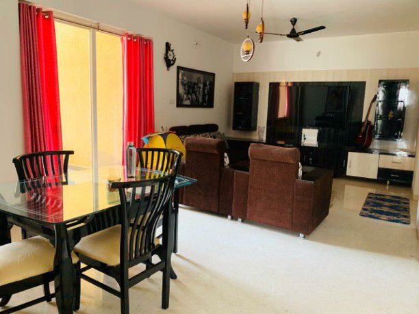 2 BHK + Pooja Room Apartment For Rent in Goel Ganga Platino