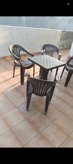 Staircase in 1 RK Builder Floor at East Of Kailash – for Rent